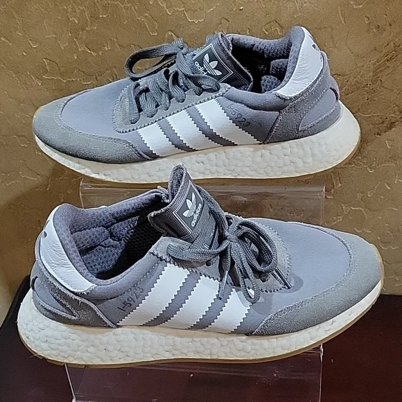 adidas gazelle silver green womens Used Adidas Three Stripe Life Shoes  cssportinggoods